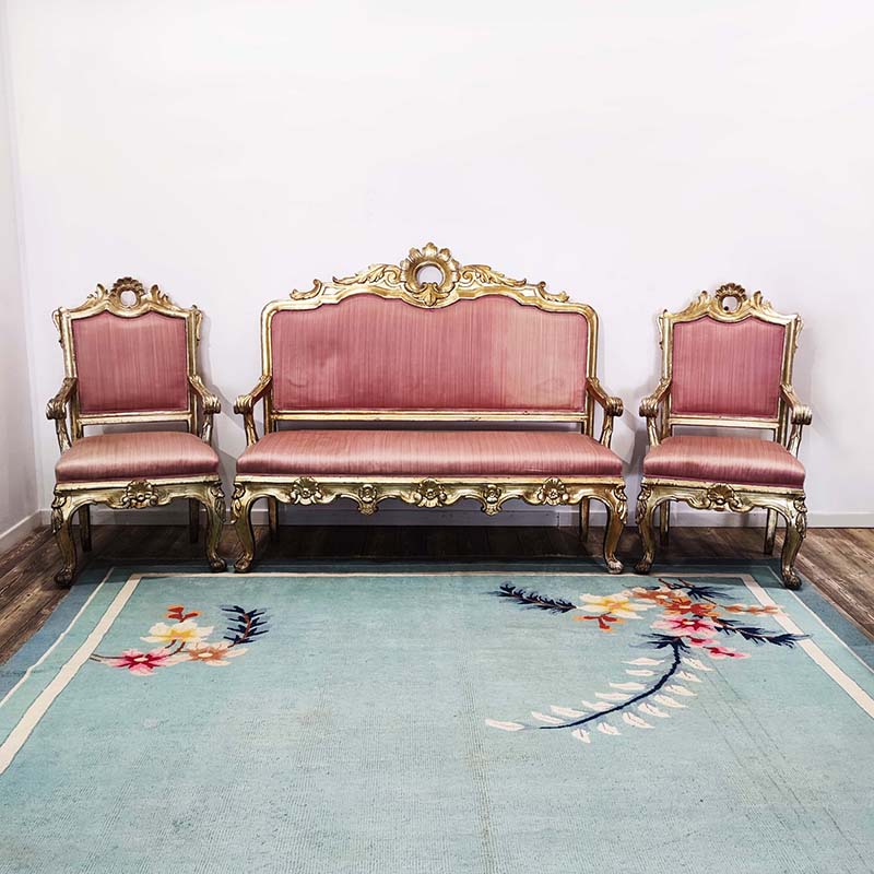 Salotto importante di epoca Luigi XIV