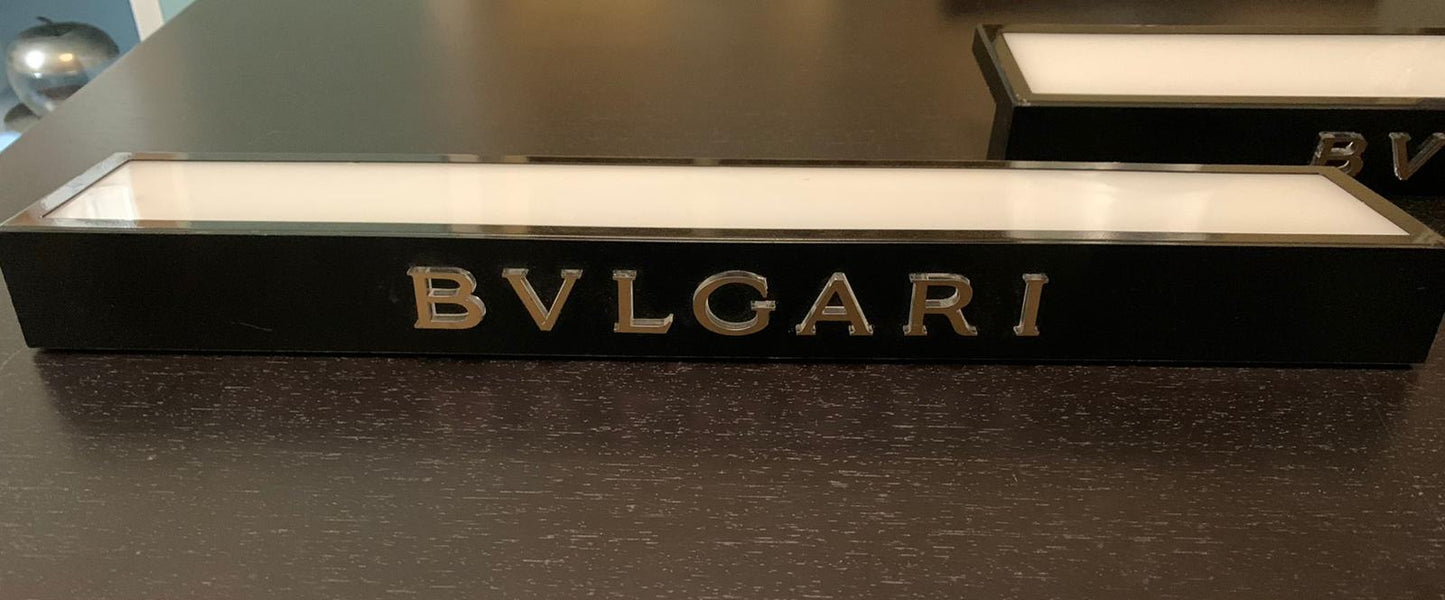 COPPIA DI RIPIANI DECORATIVI BULGARI ILLUMINATI