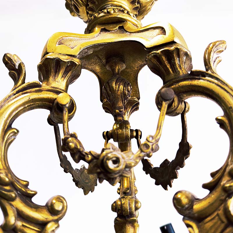 Lampadario di bronzo in stile Luigi XV