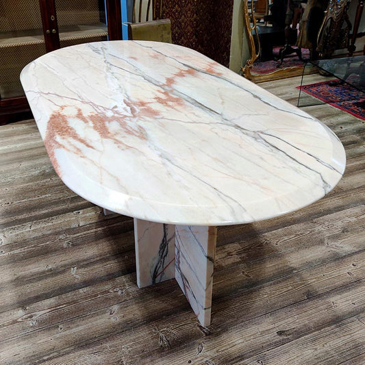 Tavolo di marmo rosa